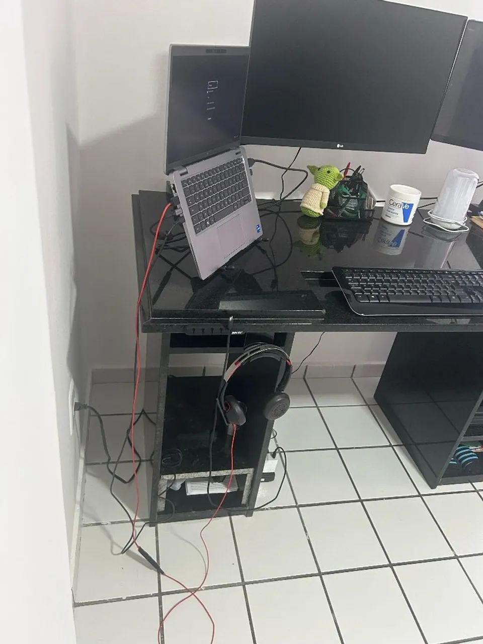 Mesa de escritório feita de  granito preto  - Foto 5