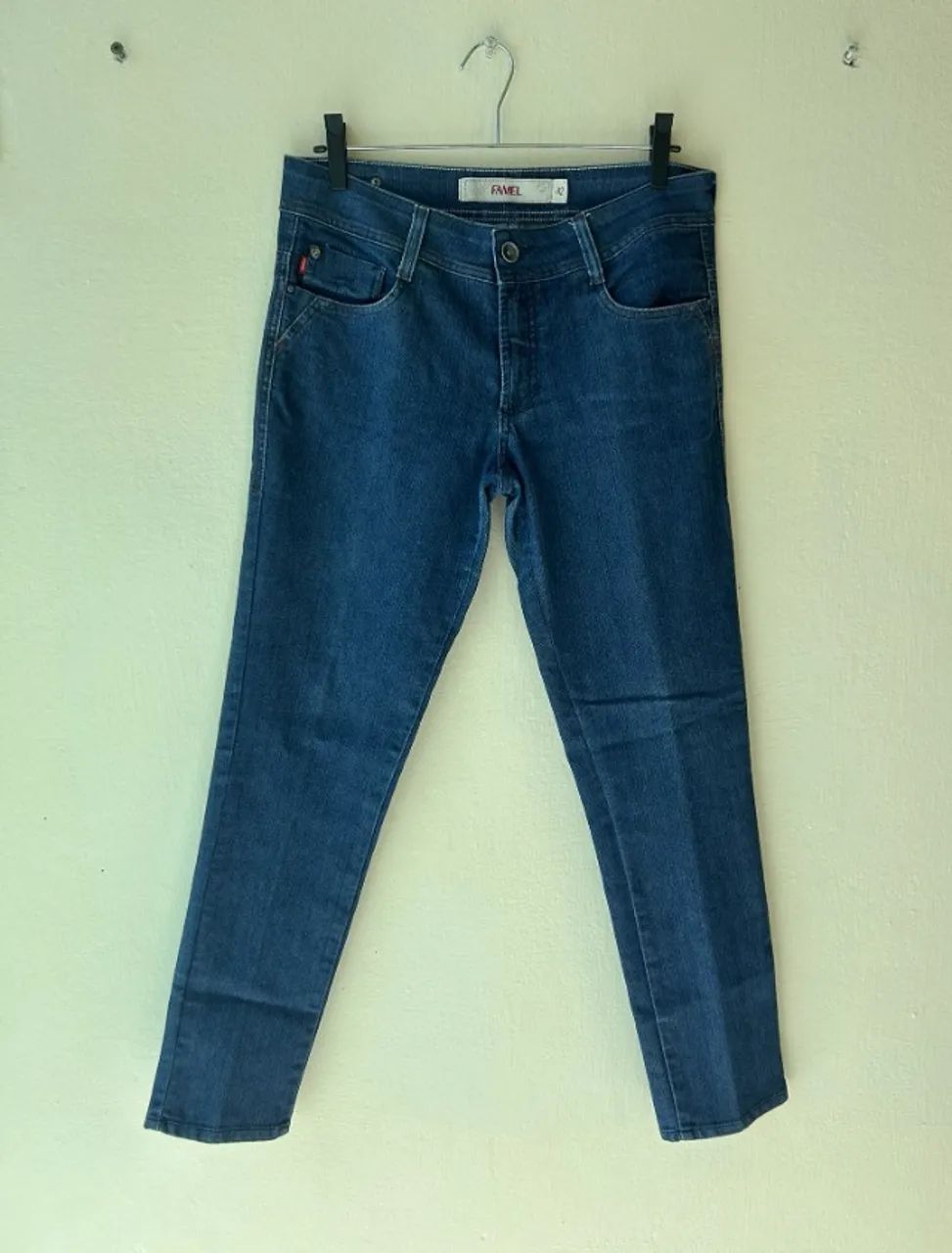 Calça Jeans, tamanho 42, slim, da marca Famel. - Foto 3