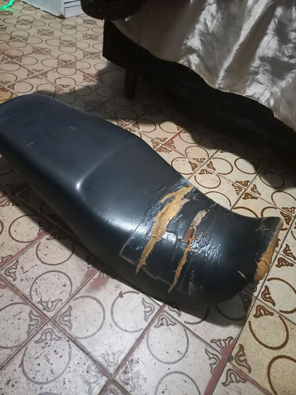 Banco de moto usado