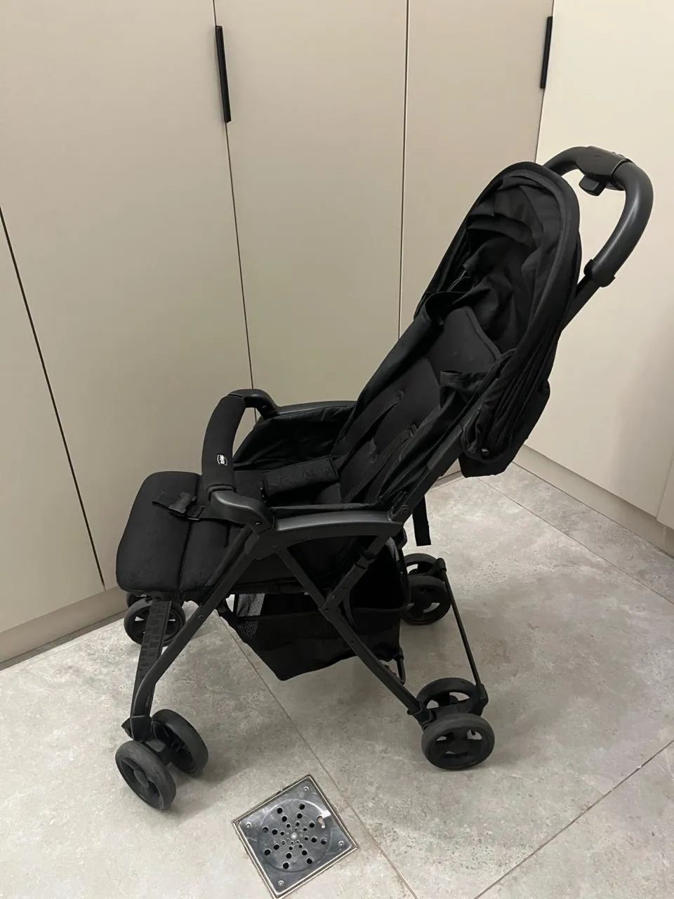 Carrinho de Bebê Compacto - Chicco - Ohlalà - De 0 à 15kg - Preto - Foto 5