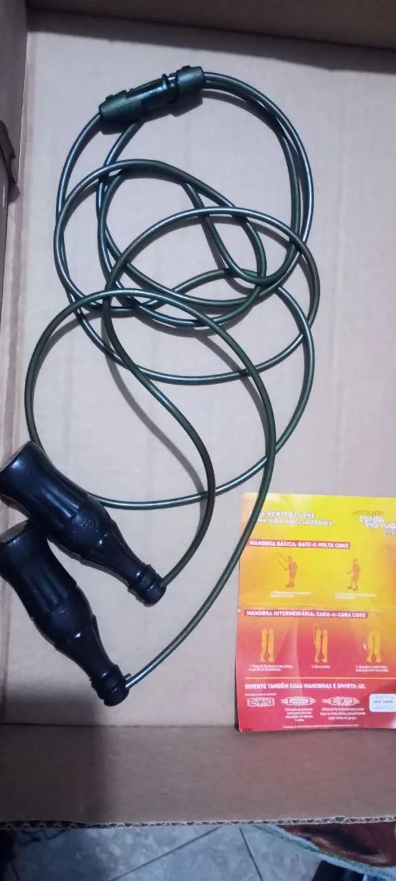 Vendo corda de pular Coca Cola cor preta colecionáveis - Foto 3