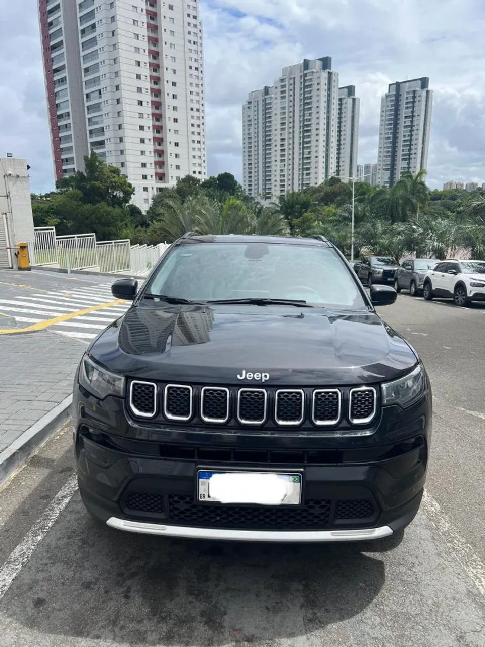 Carro único dono , com uma mossa na tampa traseira interesse ligar ou zap *  - Foto 2