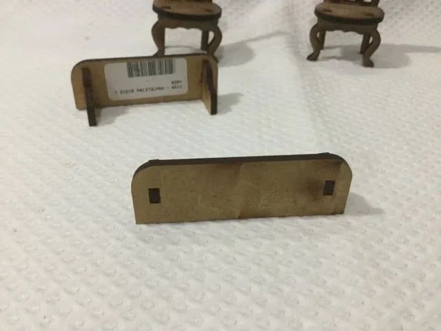 Miniaturas MDF 2 Cadeiras Colonial + 2 Prateleiras Suspensas - Foto 5