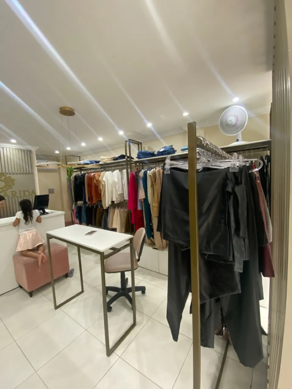 REPASSE LOJA DE ROUPA FEMININA