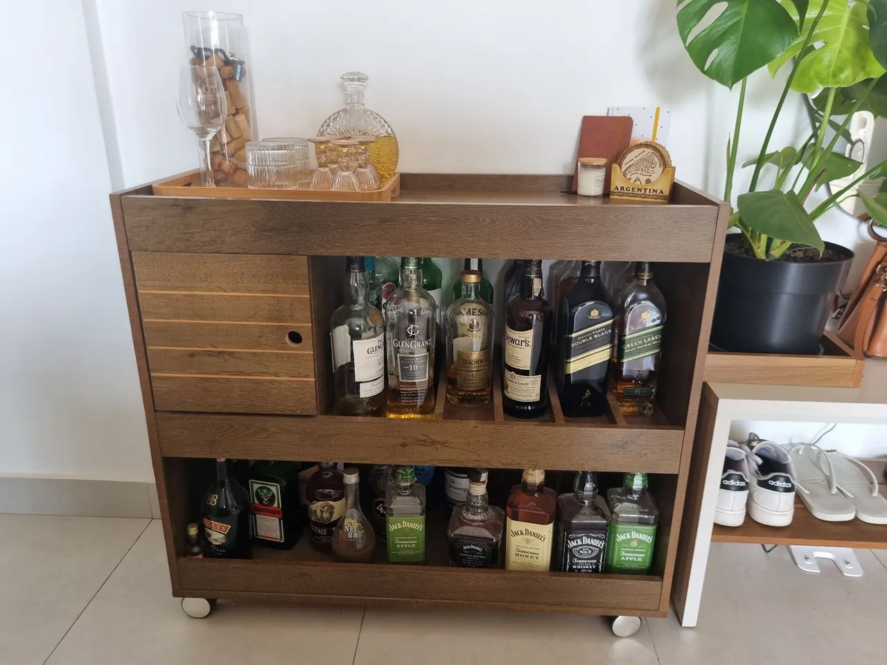 Bar de sala (multiuso)