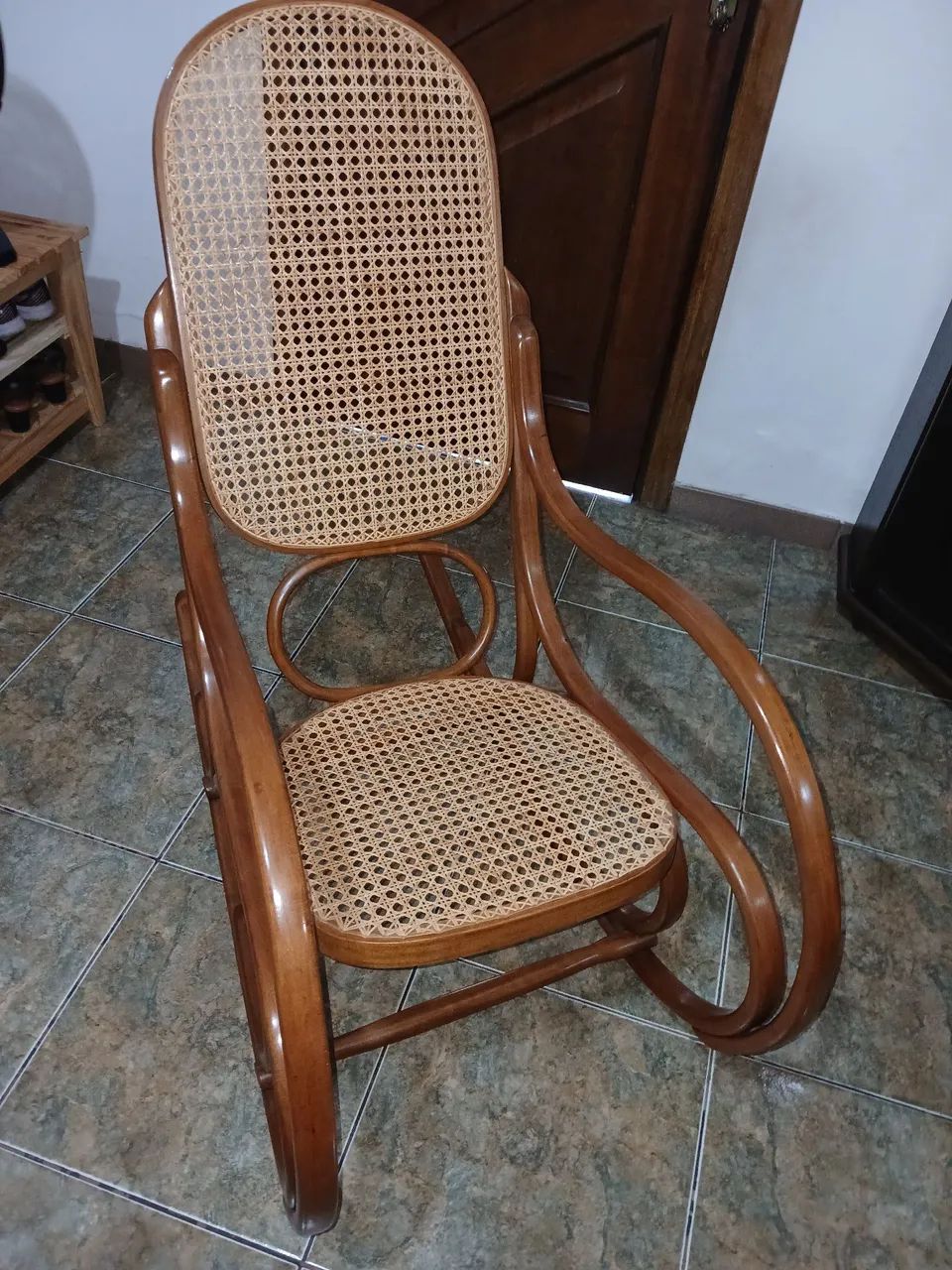 Cadeira de balanço THONET