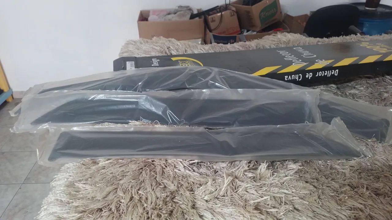 Acessório  veículo monza 86 a 92 nova ,3 peças  - Foto 3