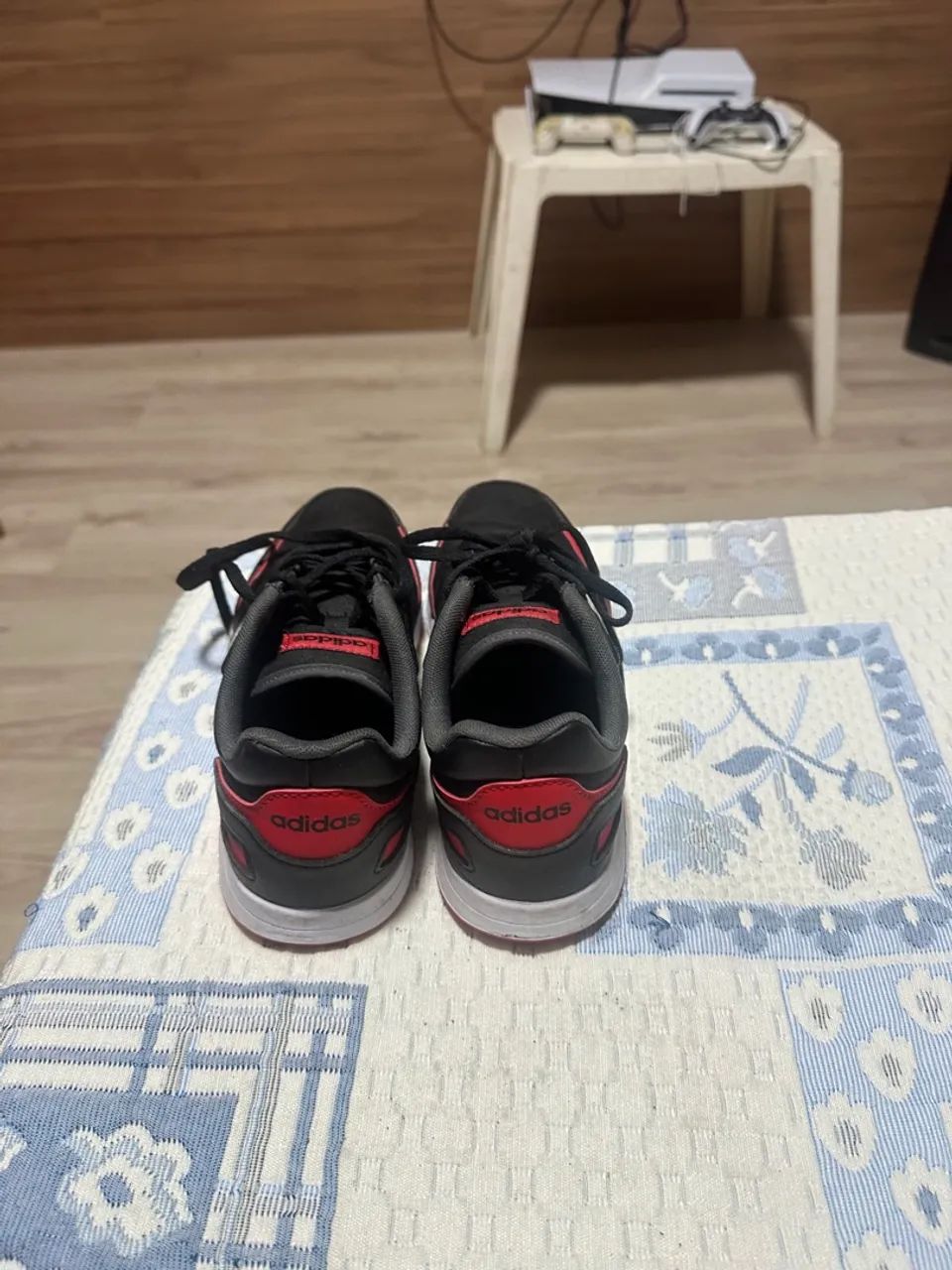 Tênis Adidas original importado  - Foto 4