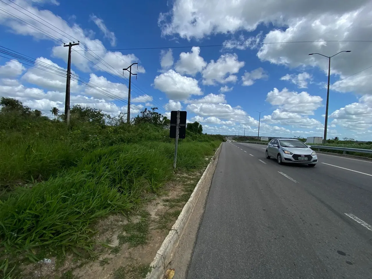 AREA A VENDA NA BR 304 MACAIBA