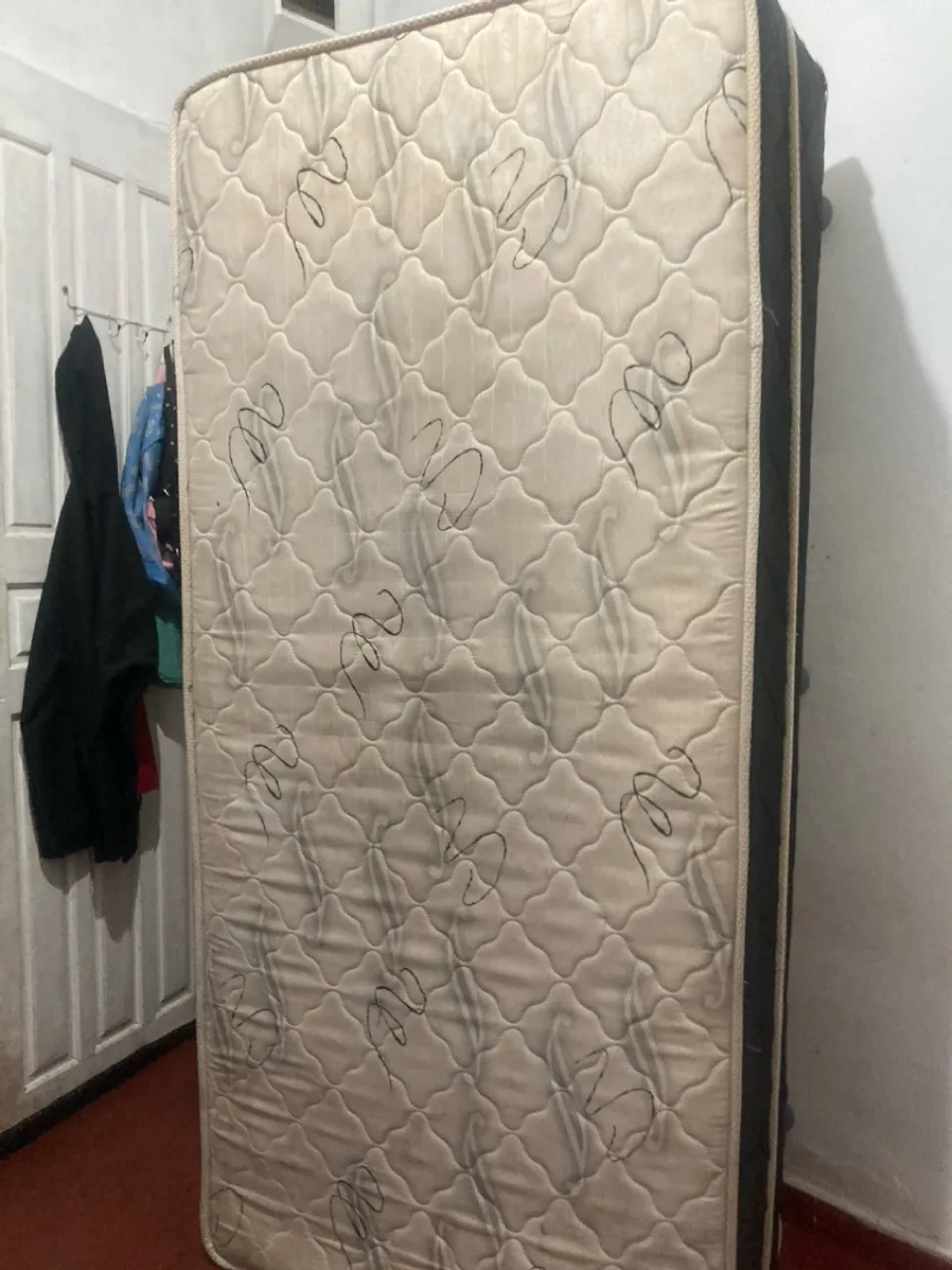 Cama box solteiro Usado