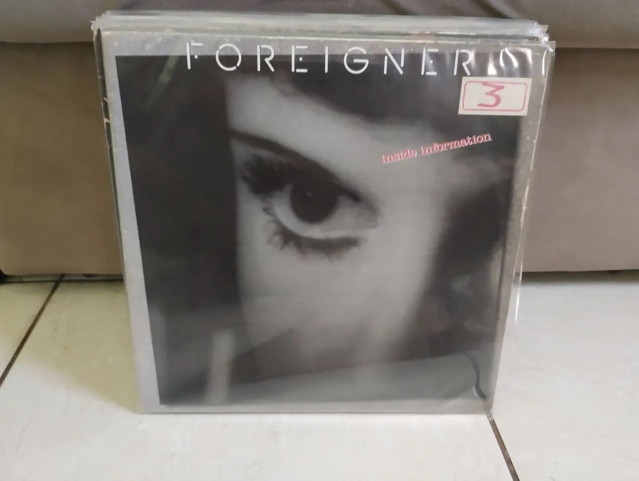Disco de Vinil - Foreigner - Inside Information - Foto 4