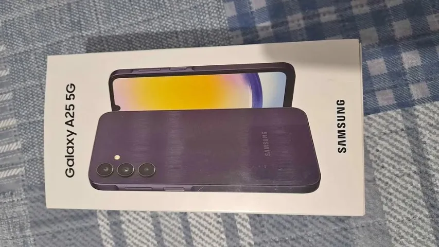 Vendo Samsung A25 5g 256gb tem que Troca tela e esta com Conta Payjoy