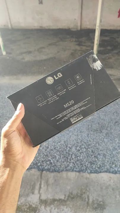 Caixa para Celular LG Genius 20s - Foto 2