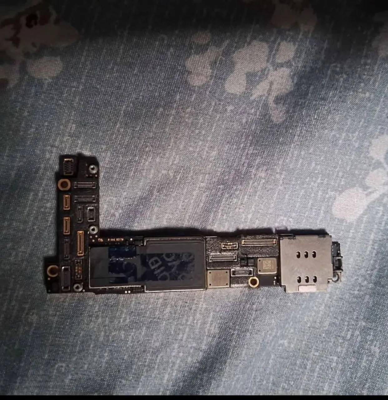 Placa mãe iphone 12 mini (sem bloqueio)
