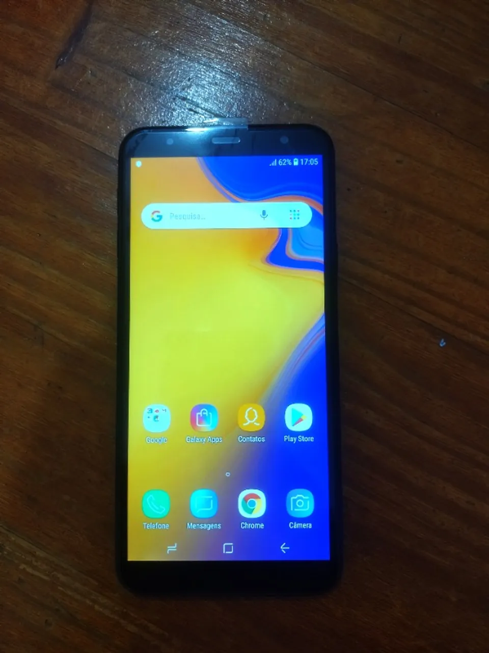 Celular Samsung J4 Core funcionando direitinho