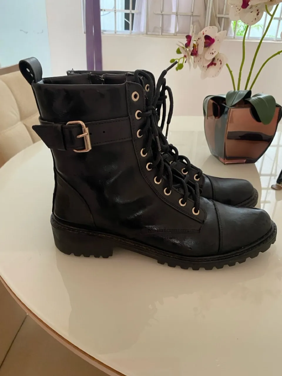 Bota de Couro Santa Lolla