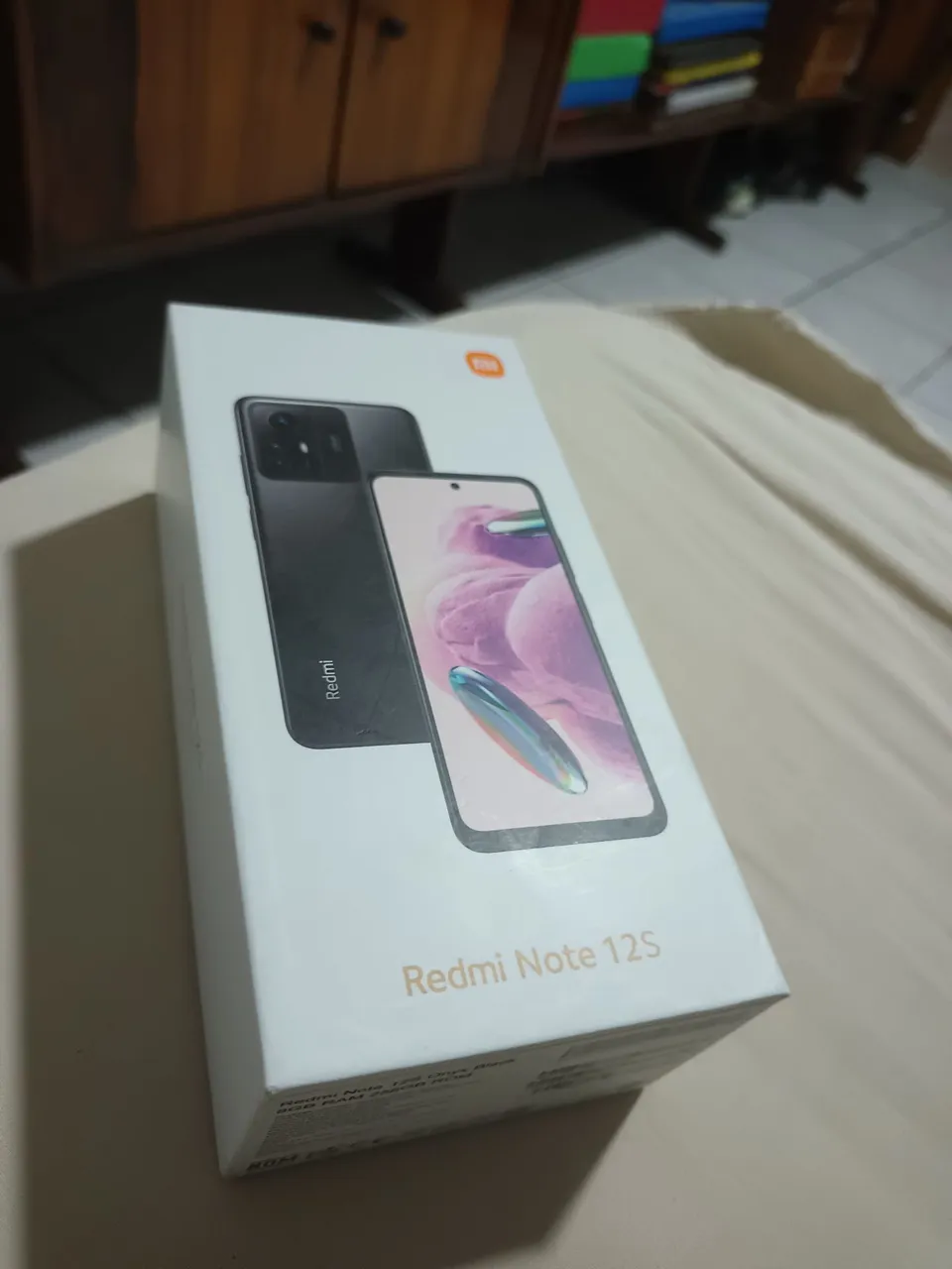 Celular em perfeito estado, 01 mês de uso sem carregador