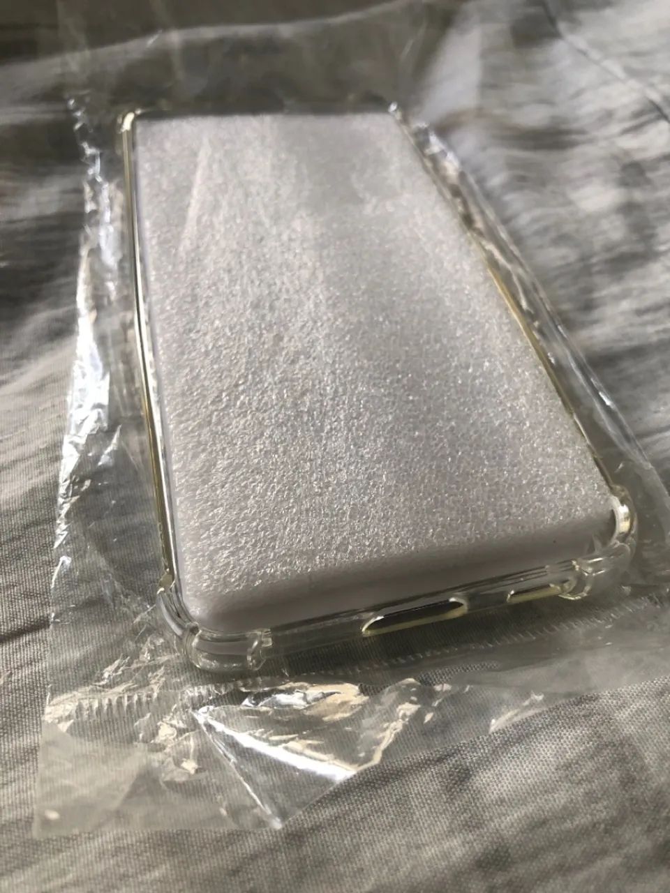 Novas! Capa de silicone para Galaxy S22 e S22+ - Foto 3