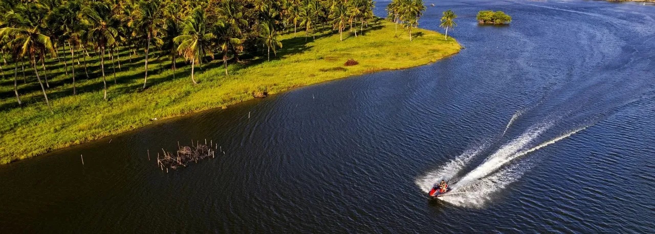 Loteamento de alto padrão as margens da lagoa com Marina privativa
