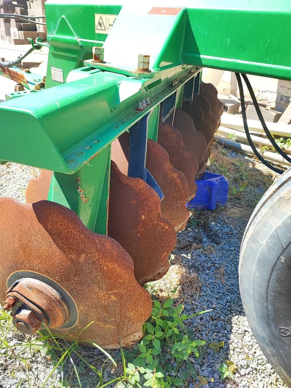 Grade aradora 18 x 28 x 270, ano 2018, com discos em moderado estado  - Foto 3