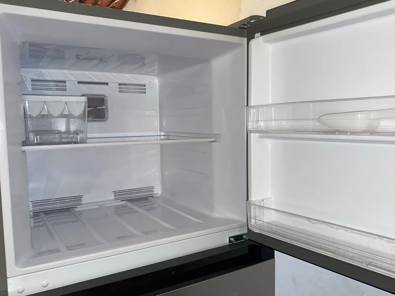 VENDO GELADEIRA MIDEA FROST FREE INOX - Foto 3