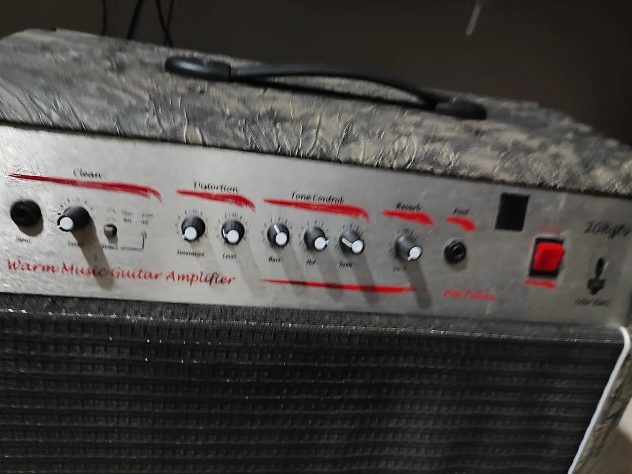 Amplificador de Guitarra Warm Music GTv 208 60 w - Foto 2