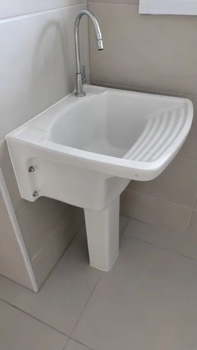 Tanque de louça DECA com coluna - sem uso