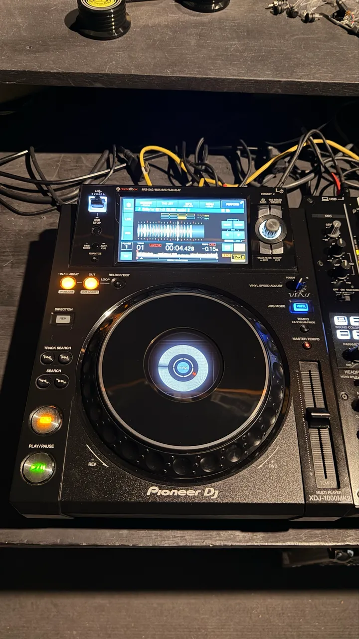 XDJ RX3 Nova + Case nova - Aparelhos de Som - Santa Paula, São