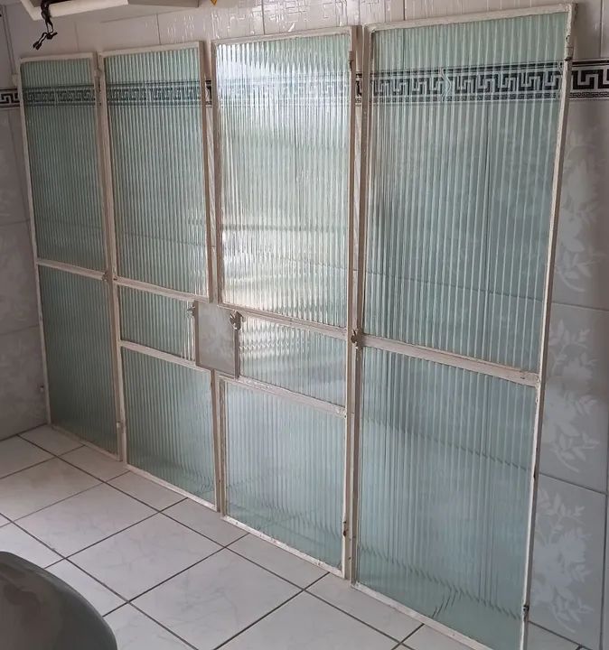 Portão em ferro com janelas - 8 peças - Foto 6