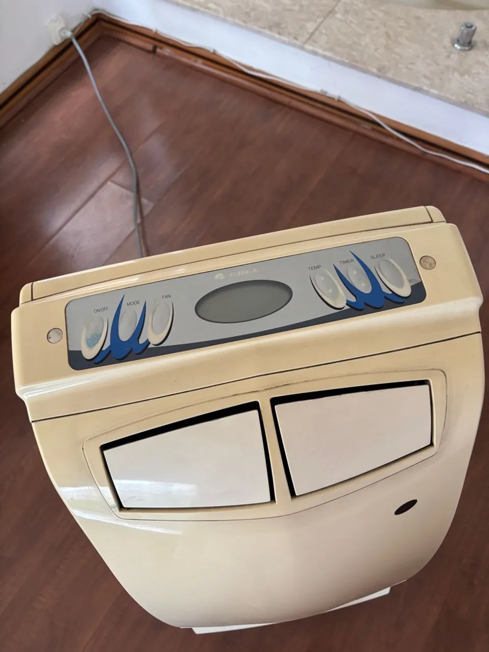 Ar Condicionado Portátil Gree GP12-12L/A-12000BTUs - Foto 2