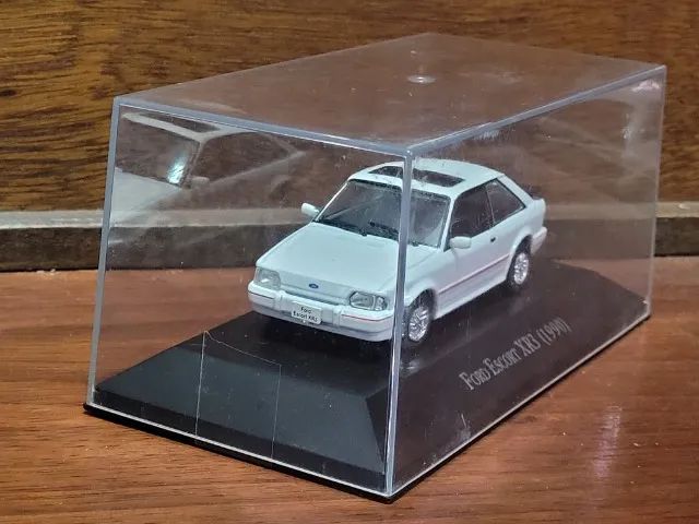 Ford Escort XR3 1990 - Coleção Carros Inesquecíveis do Brasil - Carrinho Miniatura 1/43 - Foto 2