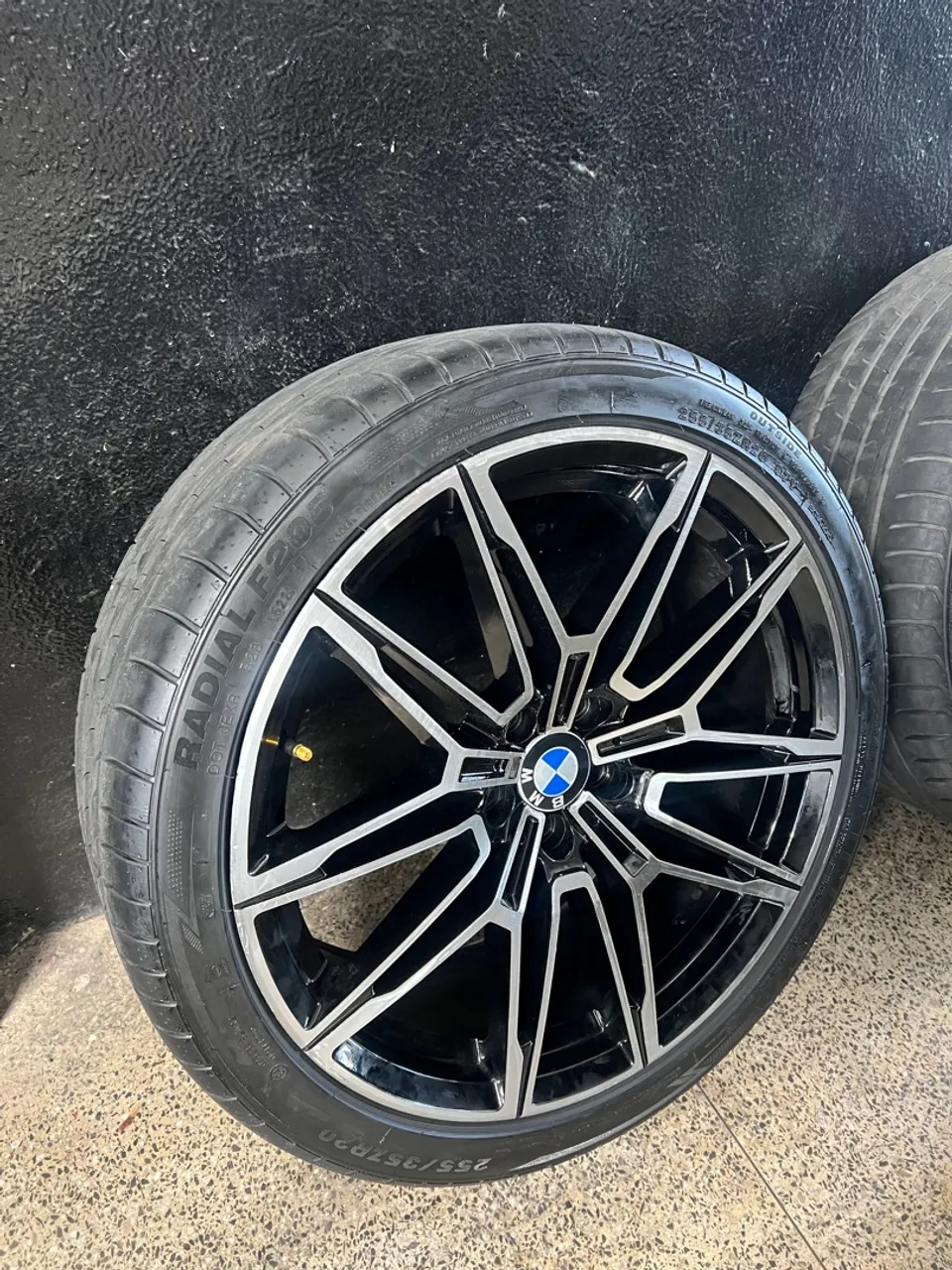 RODA BMW ARO 20