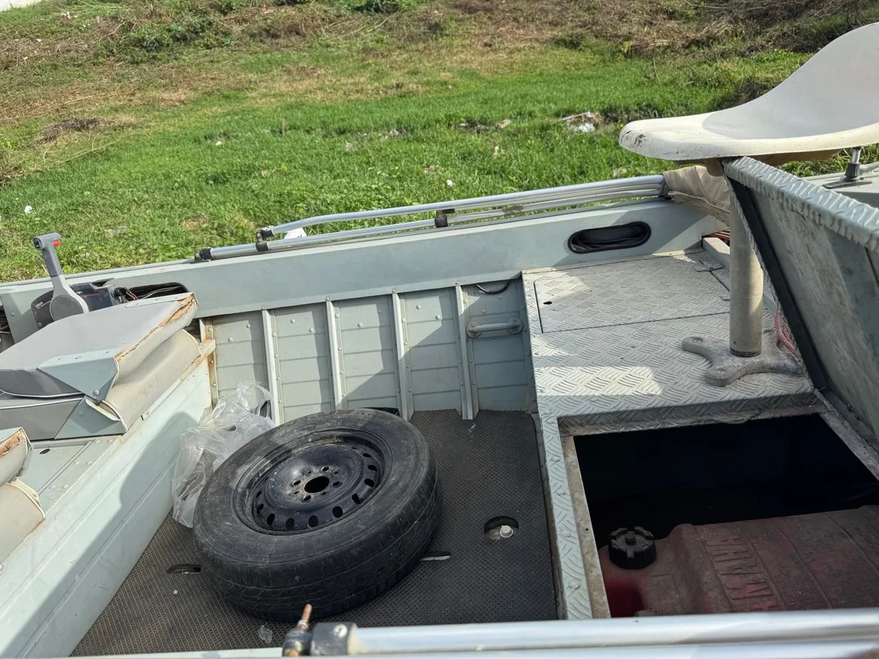 Lancha de alumínio Mogi Mirim Amazonas 600S, 6mts, plataformada, com motor Yamaha 40hp 4t - Foto 15