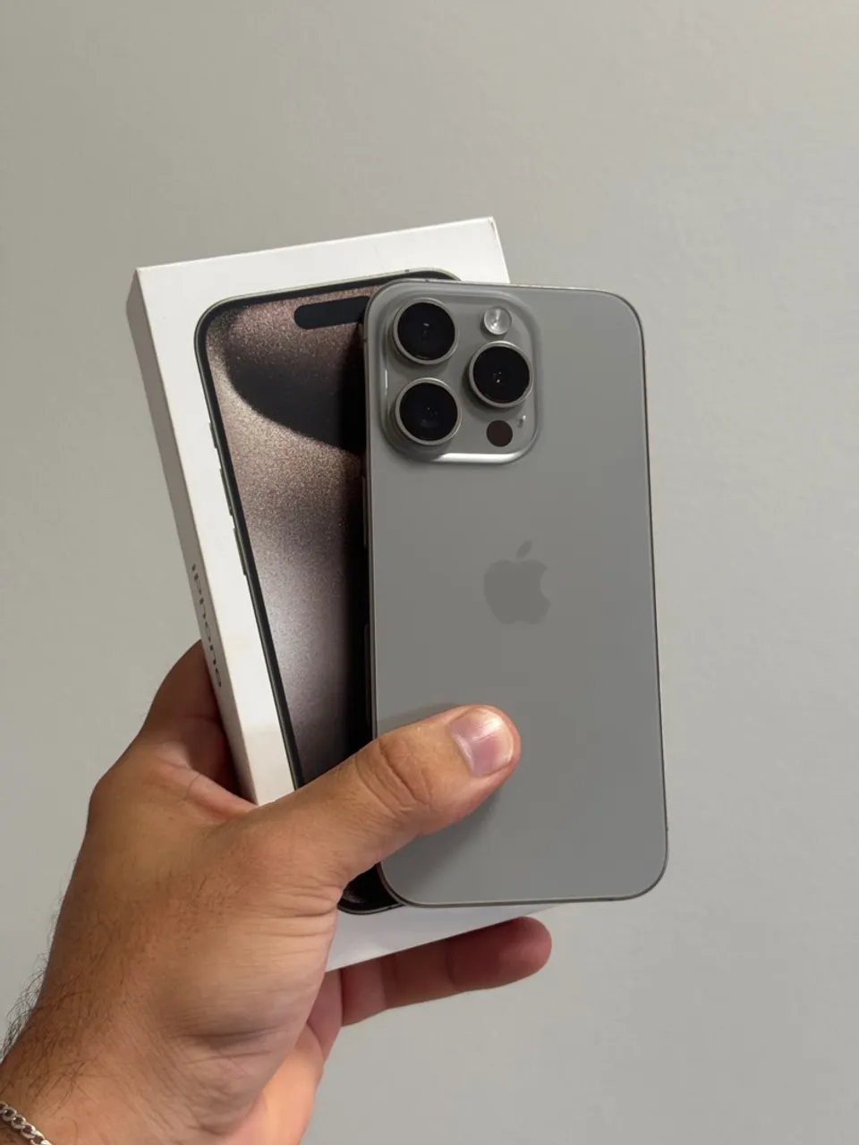 IPhone 15 Pro max 256GB natural Titanium 