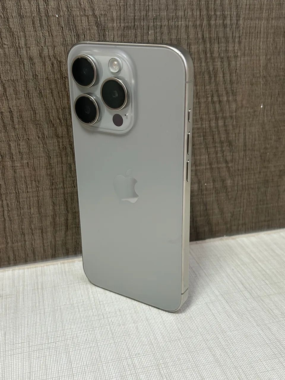 iPhone 15 pro 128gb - Titanium Cinza - Excelente estado