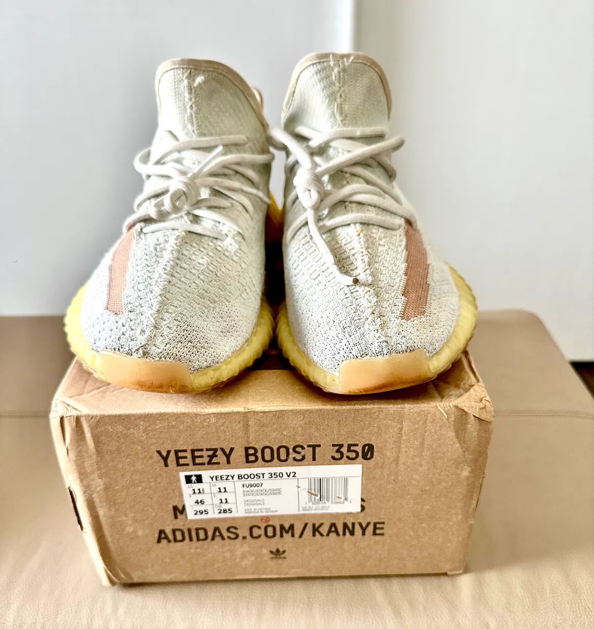 Yeezy Boost 350 V2 Hyperspace - Foto 2