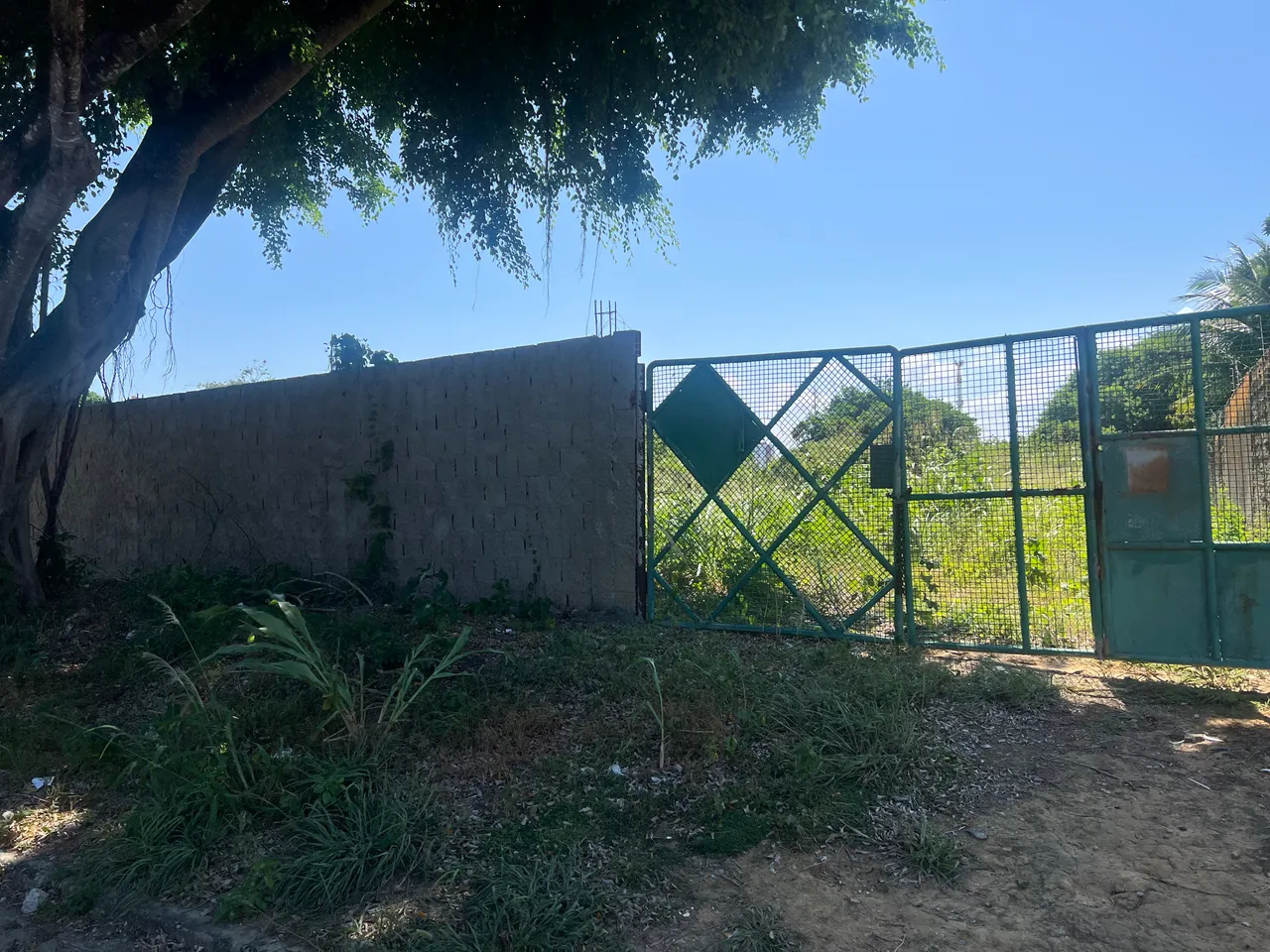 Terreno Comercial para aluguel no Barro Duro - Maceió - AL