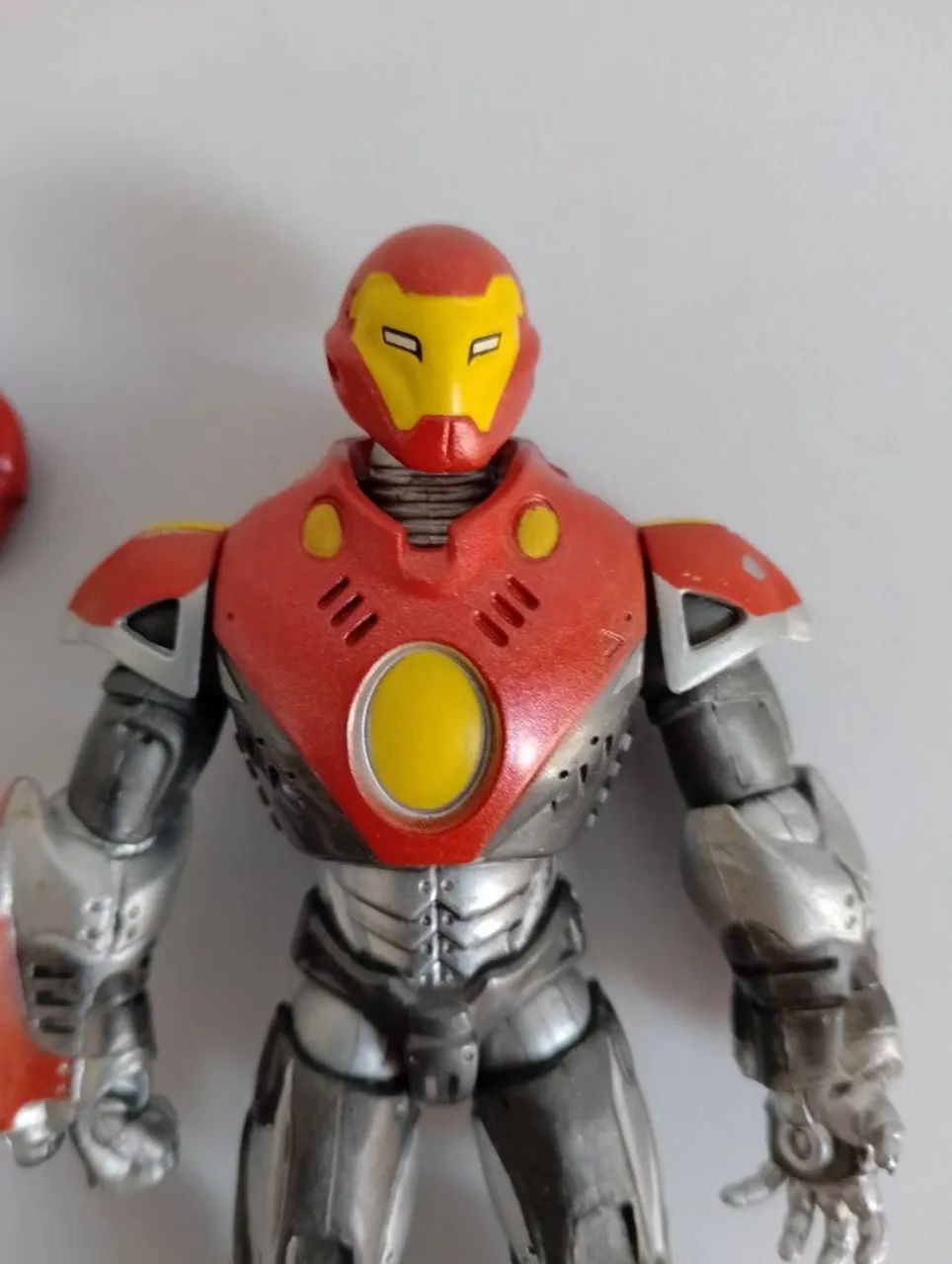 MARVEL UNIVERSE HOMEM DE FERRO ULTIMATE 10 CM HASBRO - Foto 2