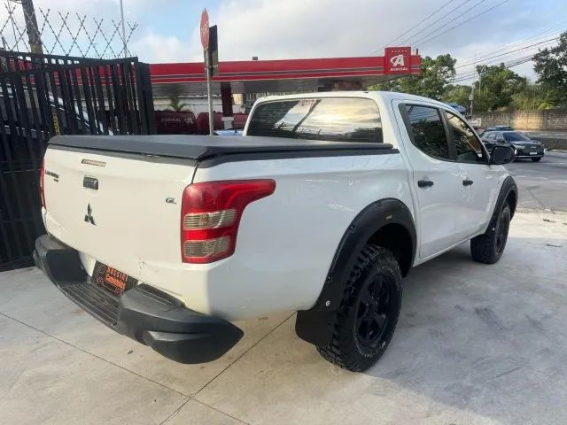 Mitsubishi L200 Triton 2019 4x4 Diesel  - Foto 3