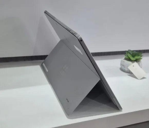 Microsoft Surface pro 5 Core i5 8GB SSD240GB Touch - Foto 5