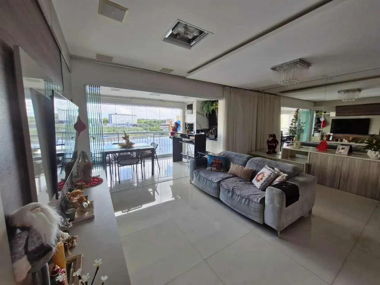 Apartamento (Alto Padrão), com 3 quartos e 4 banheiros à Venda, 0 m² em Salvador/BA