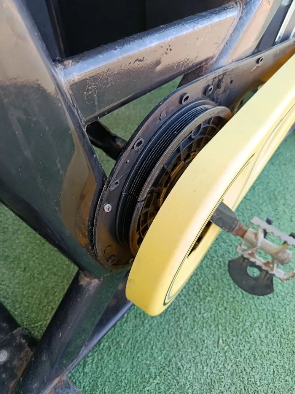 Spinning Ergometer Bicycle - Defective65163248745602125