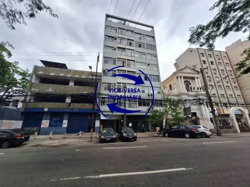 Rua Mariz e Barros 372, Tijuca, próximo a rua campos sales e rua ibituruna