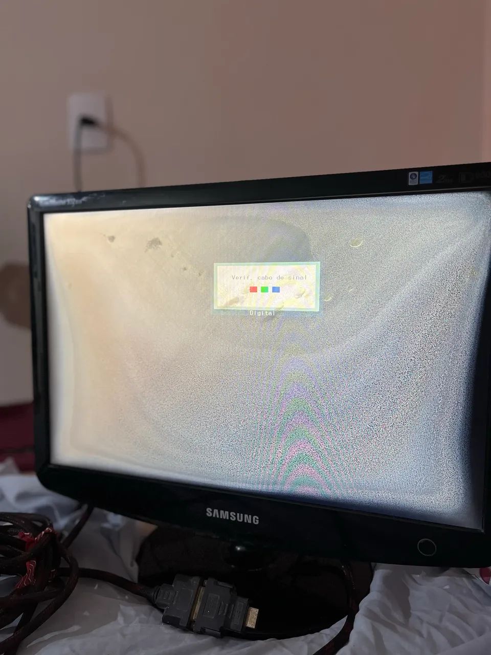 Monitor Samsung 19 LED HD VGA/DVI Funcionando