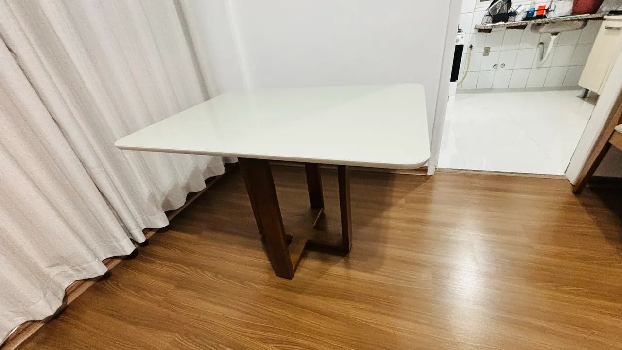 Conjunto de mesa de jantar com 4 cadeiras  - Foto 2