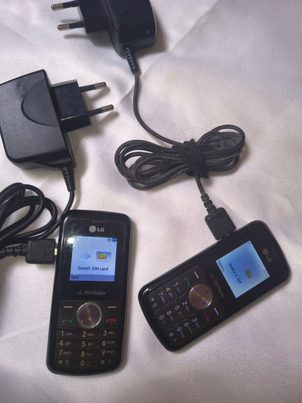Celular LG analógico - 2 unidades