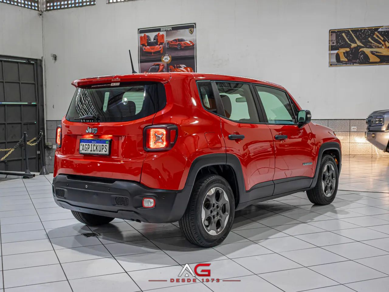 Jeep Renegade Sport 1.8 4x2 Flex 16V Aut., foto 2 de 20