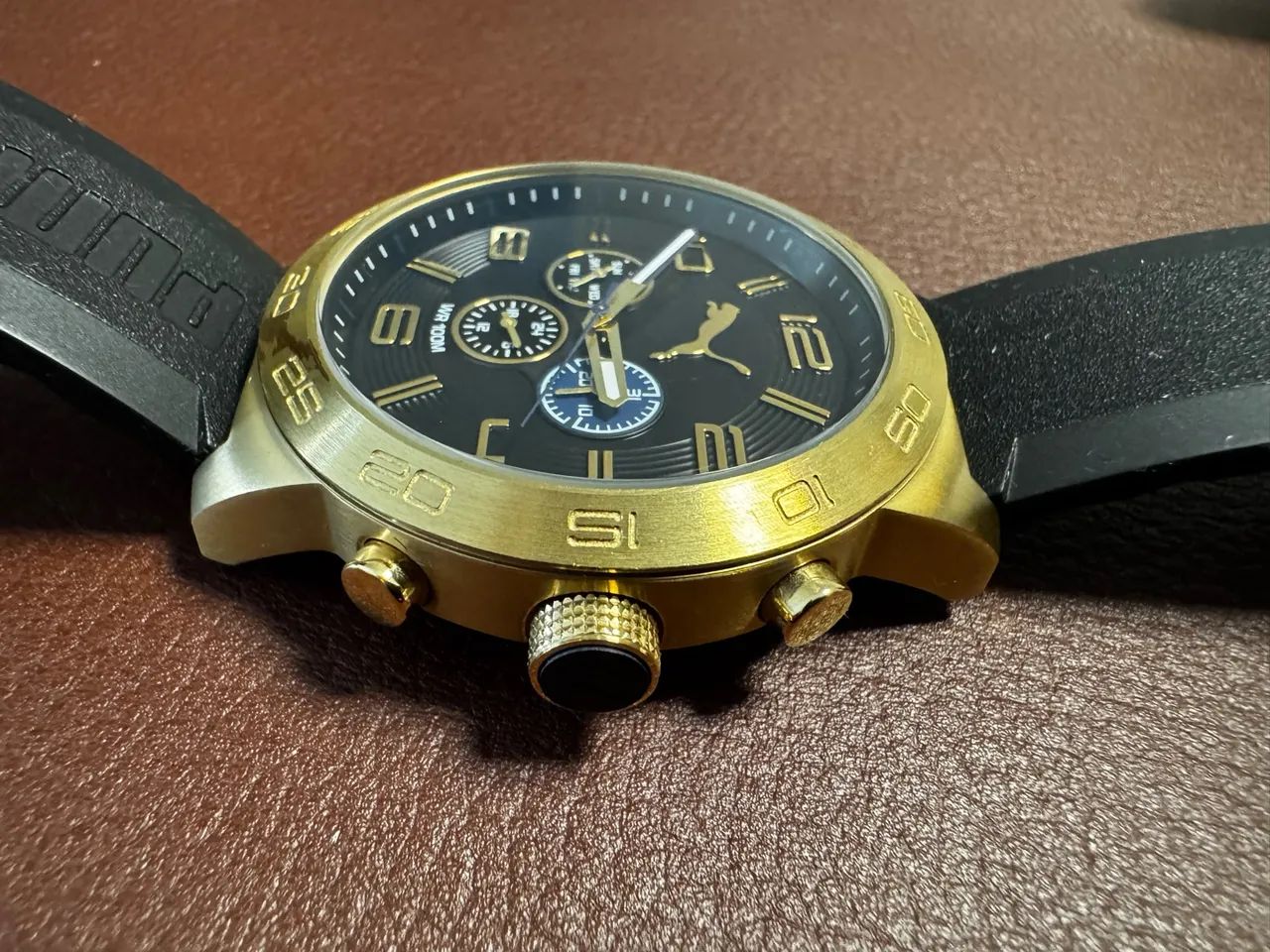 Relógio PUMA dourado - Foto 2