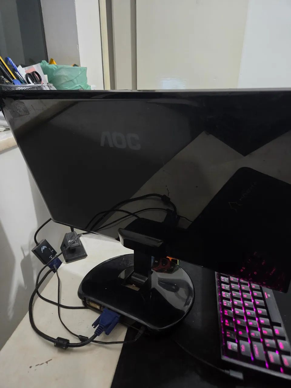 Monitor AOC