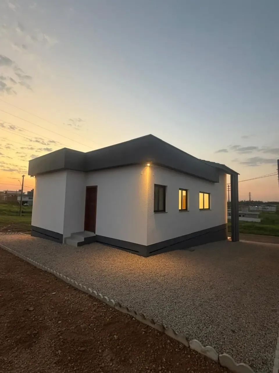 Casa nova no loteamento Solar das Orquideas - 3 quartos sendo uma suíte - Pronta para mora - Foto 2